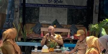 Kumpulkan Lurah, Camat Panakkukang Gelar Rapat Koordinasi Di Lorong Wisata Victor Harbor - Utama