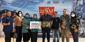 Grand Final Lomba Lorong UKM Award, Kecamatan Panakkukang Raih Juara 2 - Utama