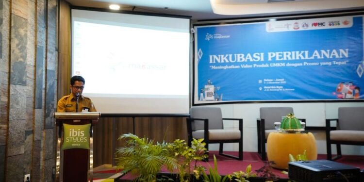 Sekdis Dispar Makassar Buka Kegiatan Inklubasi Periklanan - Utama