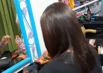 Smoothing Retouch Memulihkan Keindahan Rambut