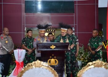 Kasal Laksamana Muhammad Ali Dampingi Panglima TNI dan Kapolri Resmikan Polda Papua