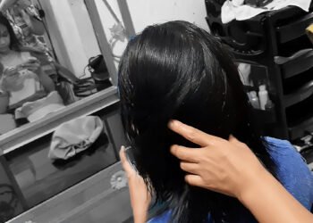 Mengganti Warna Rambut dan Gaya Pewarnaan