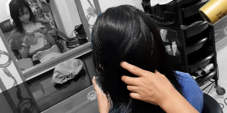 Mengganti Warna Rambut dan Gaya Pewarnaan - Featured