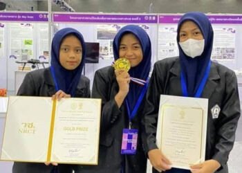 Riset Lumut Bahan Peredam Suara, Juara di Thailand