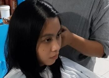 Cara Menggunting Rambut Model Medium Bob