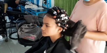 Cara Membuat Rambut Keriting Sempurna