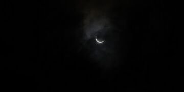 Foto-Foto Gerhana Matahari Hibrida dari Merauke Papua Barat