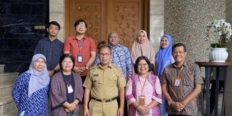 Pemkot Makassar-USAID Erat Kolaborasi Penguatan Sistem Pengaduan SP4N Lapor - Utama