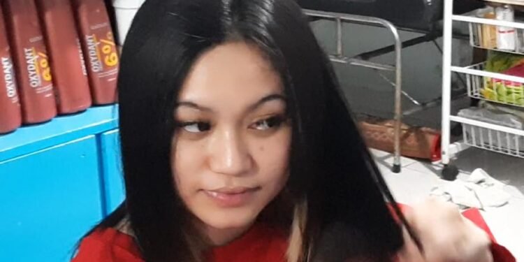 Lindungi Rambut Sebelum Smoothing, Rebonding, dan Straightening