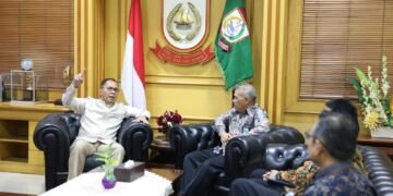 Wali Kota Danny Pomanto dan Kanwil Ditjen Perbendaharaan Sulsel Perkuat Pelaksanaan Anggaran 2023 - Utama