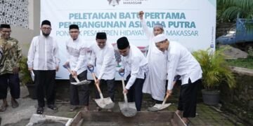 Wali Kota Danny Pomanto Sapa Santri Ponpes Hidayatullah - Utama