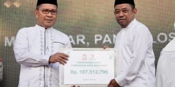 Wali Kota Danny Pomanto Hingga Sekda Makassar Bayar Zakat Lewat Baznas - Utama