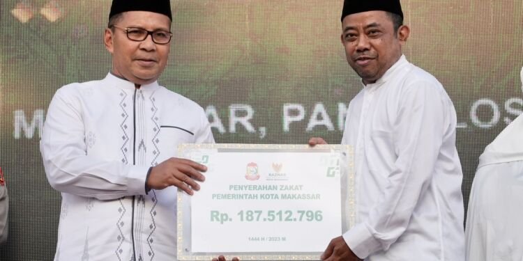 Wali Kota Danny Pomanto Hingga Sekda Makassar Bayar Zakat Lewat Baznas - Utama
