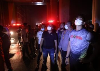 Sigap, Wali Kota Danny Pomanto Respon Cepat Musibah Kebakaran TSM Makassar