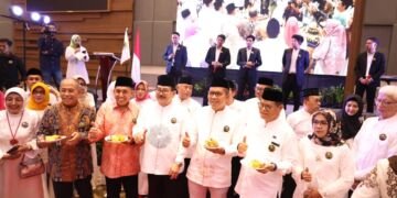 Danny Pomanto Gaungkan Program Jagai Anakta Hingga ke Masyarakat Soppeng - Utama