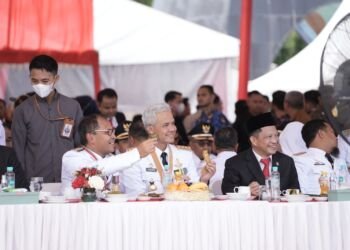Festival Makassar Kota Makan Enak Warnai Puncak Hari Otda ke- XXVII, Kepala Daerah Se-Indonesia Nikmati Coto Makassar
