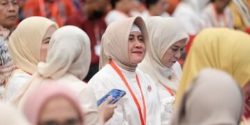 Indira Yusuf Ismail Hadiri HUT Ke 43 Dekranas di Medan - Utama