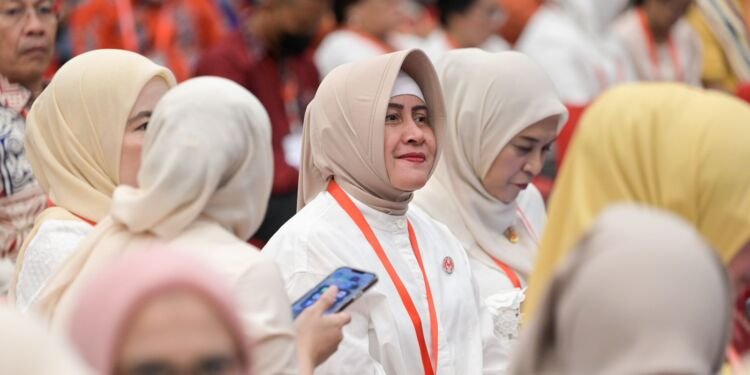 Indira Yusuf Ismail Hadiri HUT Ke 43 Dekranas di Medan