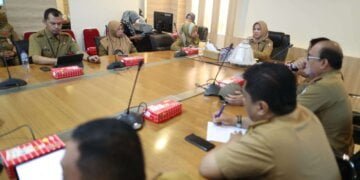 Fatmawati Rusdi Pimpin Rakor Pengentasan Kemiskinan Ekstrem di Makassar - Utama