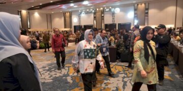 Ketua TP PKK Kota Makassar Tegaskan Keterlibatan Perempuan di Forum Bisnis - Utama