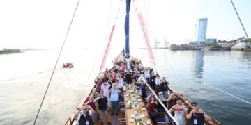 Danny Pomanto Ajak Arsitek se-ASEAN Berlayar dengan Kapal Pinisi di Pantai Losari - Utama