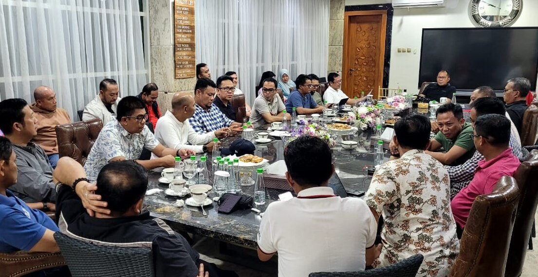 Layanan Masyarakat Makin Mudah, Wali Kota Danny Pomanto Buat 41 Daftar Kegiatan di Kontainer Recover Center