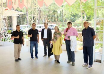 Dilirik Jadi Percontohan Pemanfaatan Tanaman Bambu, Danny Pomanto Ajak Peneliti SAPPK ITB Keliling Tokka