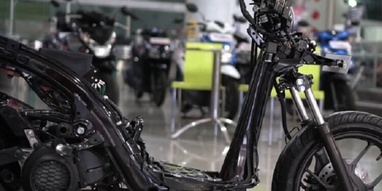 AHM Buka Suara Soal Rangka eSAF Motor Honda Keropos - Featured