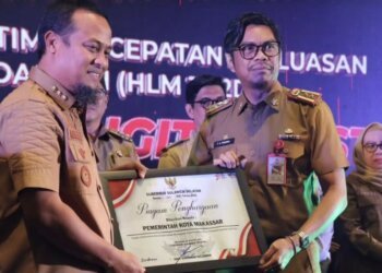 Bapenda Makassar Sabet Penghargaan Tingkat Kepatuhan dan Pembayaran Pajak Randis Terbanyak
