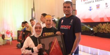 Ketua Perbasi Makassar Hadirkan Keakraban bagi Peserta RBC Cup 2023 - Utama