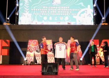 Danny Pomanto Pamerkan Keunggulan Makassar ke Peserta Makassar Open International Men and Women Softball Turnament 2023