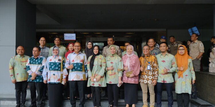 Kaban Bapenda Firman Hamid Pagarra Hadiri Makassar Investment Forum (MIF) 2023