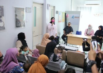 Grebek Stunting, Fatmawati Kunjungi Puskesmas di Dua Kecamatan