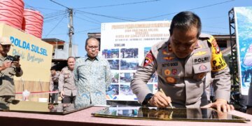 Danny Pomanto-Kapolda Sulsel Kolaborasi Hadirkan Sumur Bor Atasi Kekeringan - Utama