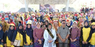 Bunda PAUD Makassar Lepas 1.400 Peserta Pawai TK se-Kota Makassar - Utama