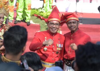 Kepala Bapenda Makassar Hadiri Pengibaran Merah Putih di Peringatan Kemerdekaan ke 78