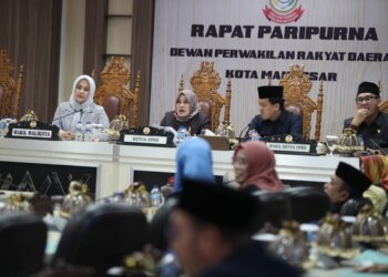 Fatmawati Rusdi Paparkan Jawaban Wali Kota Makassar Tentang Pajak Daerah dan Retribusi serta Perubahan APBD