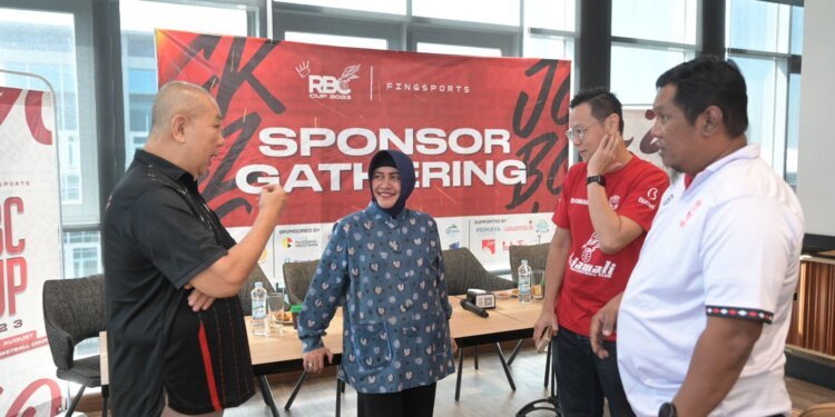 Ketum Perbasi Dani Kosasih Apresiasi Makassar Gelar Turnamen Basket Bertaraf Internasional - Featured