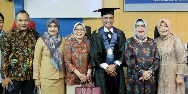 Hadiri Pengukuhan Guru Besar Prof Asri Jaya, Indira Yusuf Ismail Sampaikan Dukungan Penuh - Featured