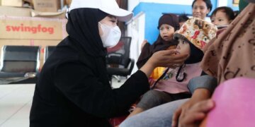 Komitmen Percepat Penurunan Angka Stunting, Fatmawati Rusdi Rutin Grebek Stunting - Utama