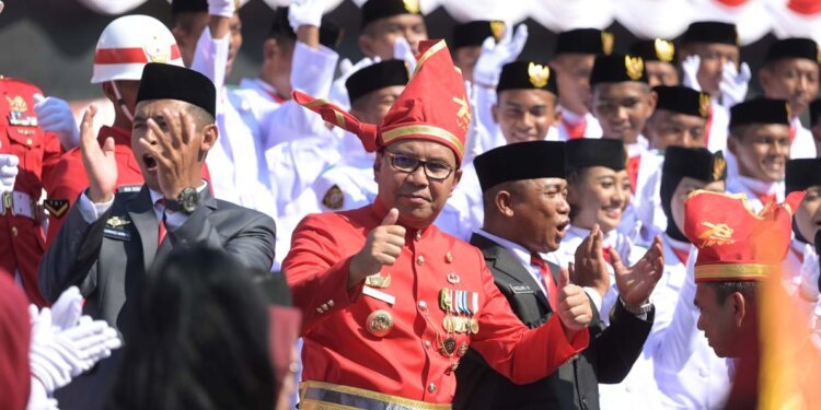 Danny Pomanto Launching Empat Program Inovasi di Upacara HUT ke 78 RI Kota Makassar - Featured