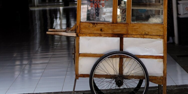 Cara Memilih Daging Segar dan Halal untuk Bakso - Featured