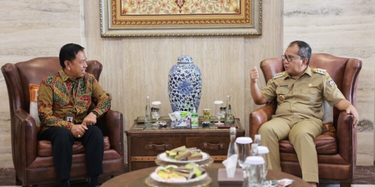 Danny Pomanto Minta PLN Punya Tanggung Jawab Sosial di Tengah Pemadaman dan Bahaya Kebakaran - Featured