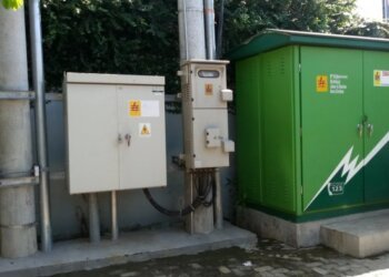 Semalam Gardu Listrik di Kantor BCA Boulevard Makassar Terbakar