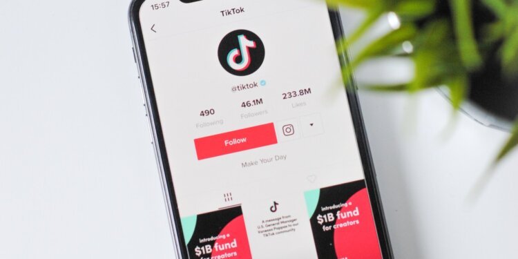 Cara Membuat Konten TikTok FYP yang Viral dan Mendapat Banyak Like - Featured