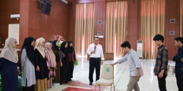 Danny Pomanto Sharing Transformasi Kepemimpinan Era 5.0 dengan Ribuan Mahasiswa UIN - Utama