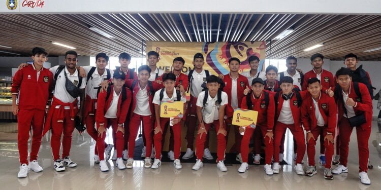 3 Hari Lagi! Timnas Indonesia melawan Ekuador di Gelora Bung Tomo 3 Hari Lagi! Timnas Indonesia melawan Ekuador di Gelora Bung Tomo - Featured