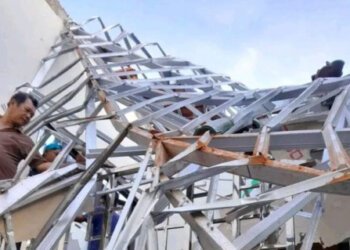 Atap Bangunan KUA Cipatujah Tasikmalaya Ambruk Terdampak Gempa Pangandaran