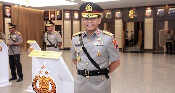 Kunjungan ke Bone, Kapolda Sulawesi Selatan Dianugerahi Gelar Adat Petta Watang - Featured