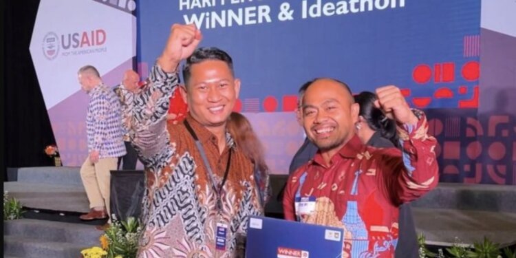 Dispar Makassar Raih Penghargaan Sebagai Mitra Strategis Dalam Ajang WiNNER - Utama